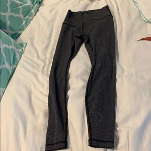 Not sold anymore lulu pattern align leggings